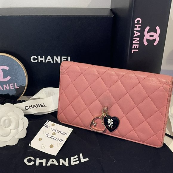 CHANEL Handbags - CHANEL *LIMITED EDITION* Quilted Calfskin/Lambskin Leather Cardholder, Wallet